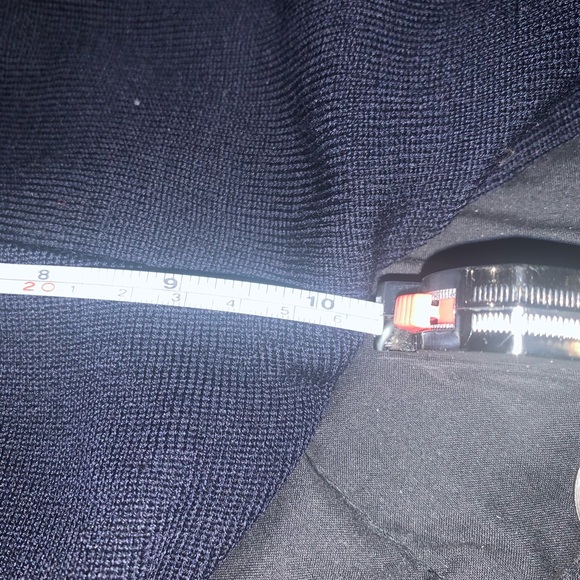 Swaeter - Picture 4 of 5